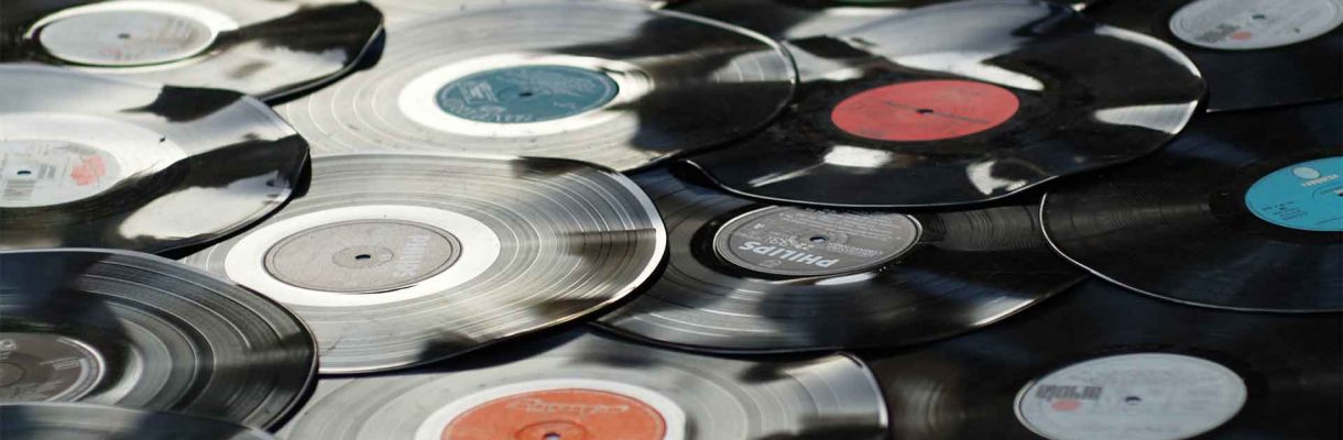 oodazwatt-fond-disques-vinyles.jpg oodazwatt-fond-disques-vinyles.jpg